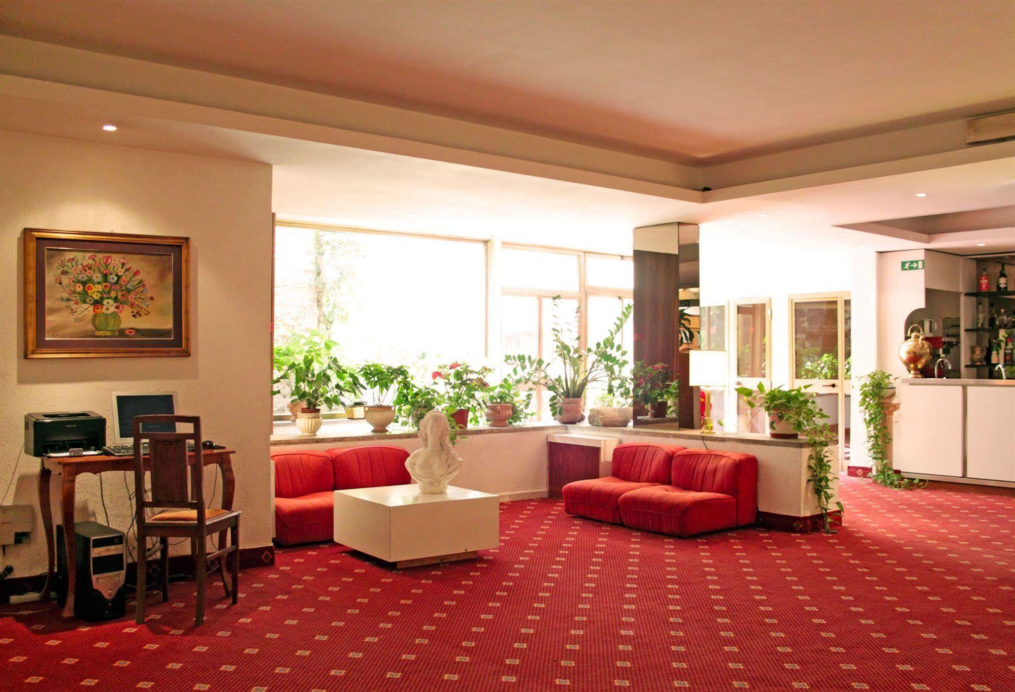 Edera Hotel 3*