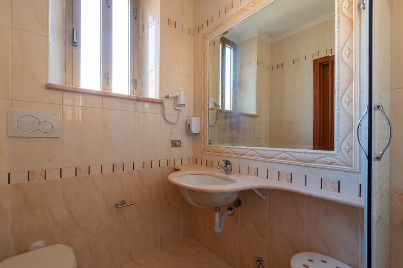Edera 3* Roma