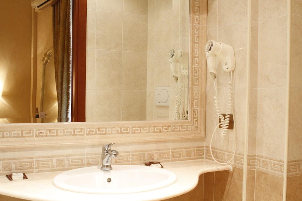 Hotel Edera 3*